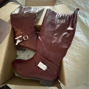 Journee Collection, Brand New in box, Burgundy high zipper boots, size 7.5
